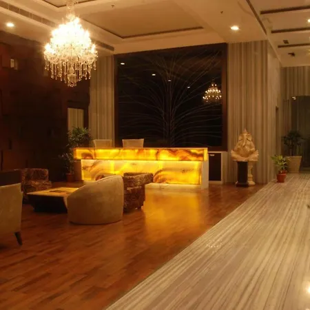 Hotel Plutos Vasant Kunj
